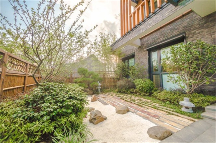 镇江句容 茅山半岛 别墅联排89㎡-138㎡ 双拼166㎡ 精装2.